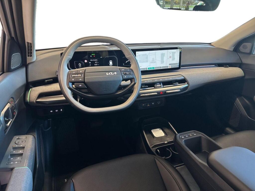 Kia EV4 2026 Valkoinen