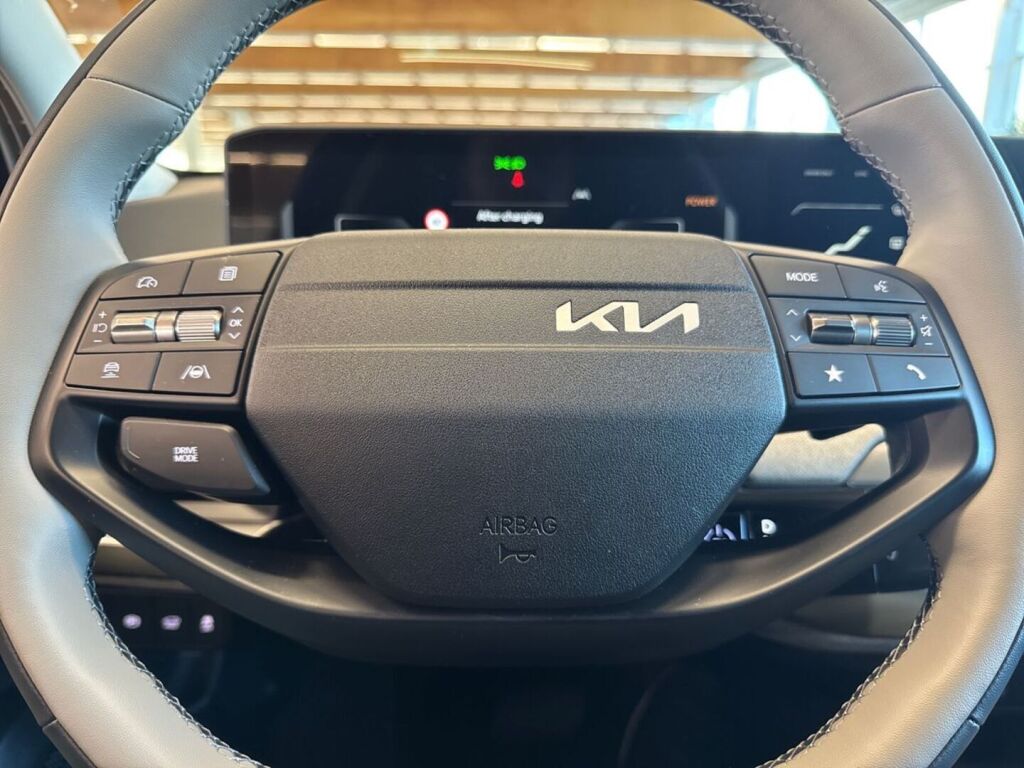 Kia EV4 2026 Valkoinen