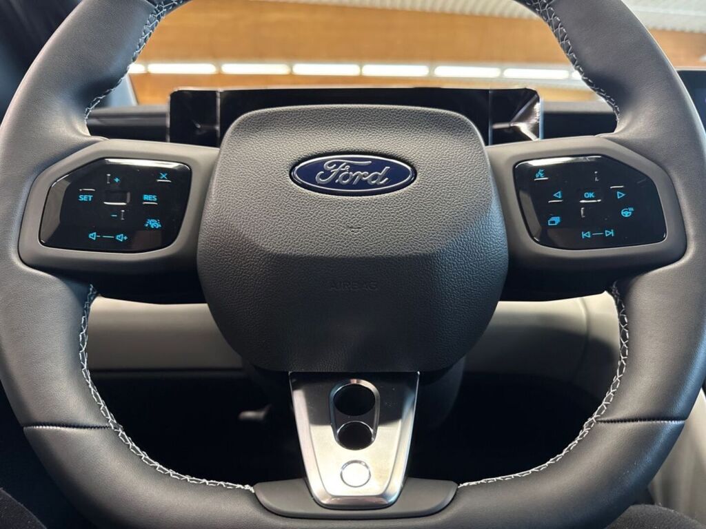 Ford Capri 2025 Blue My Mind