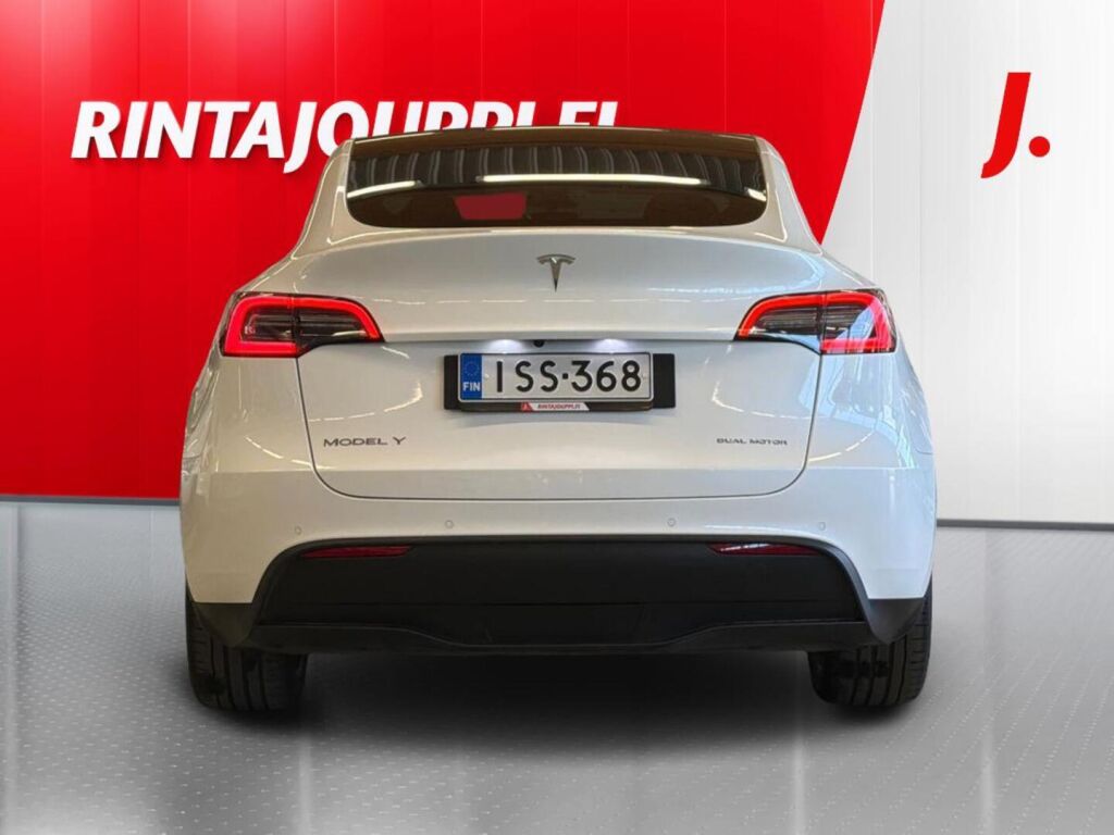 Tesla Model Y 2022 Valkoinen