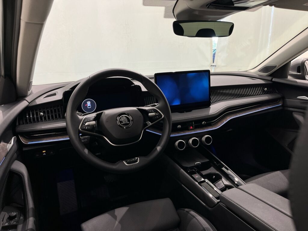 Skoda Superb 2024 
