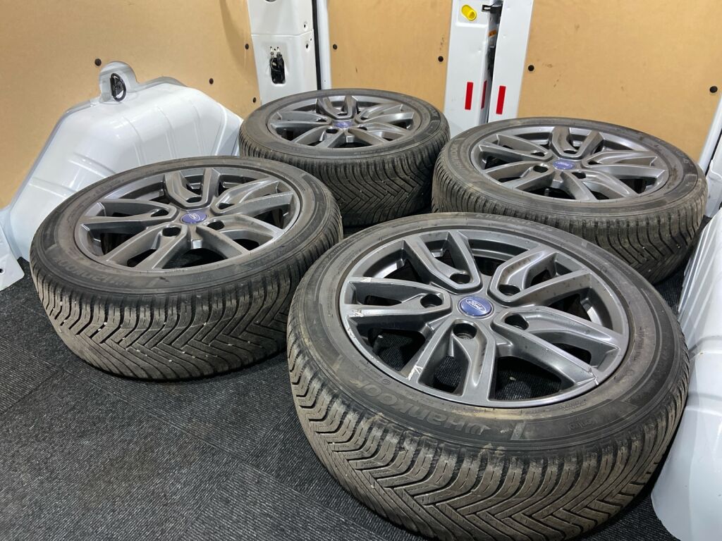 Ford Transit Custom 2020 Valkoinen