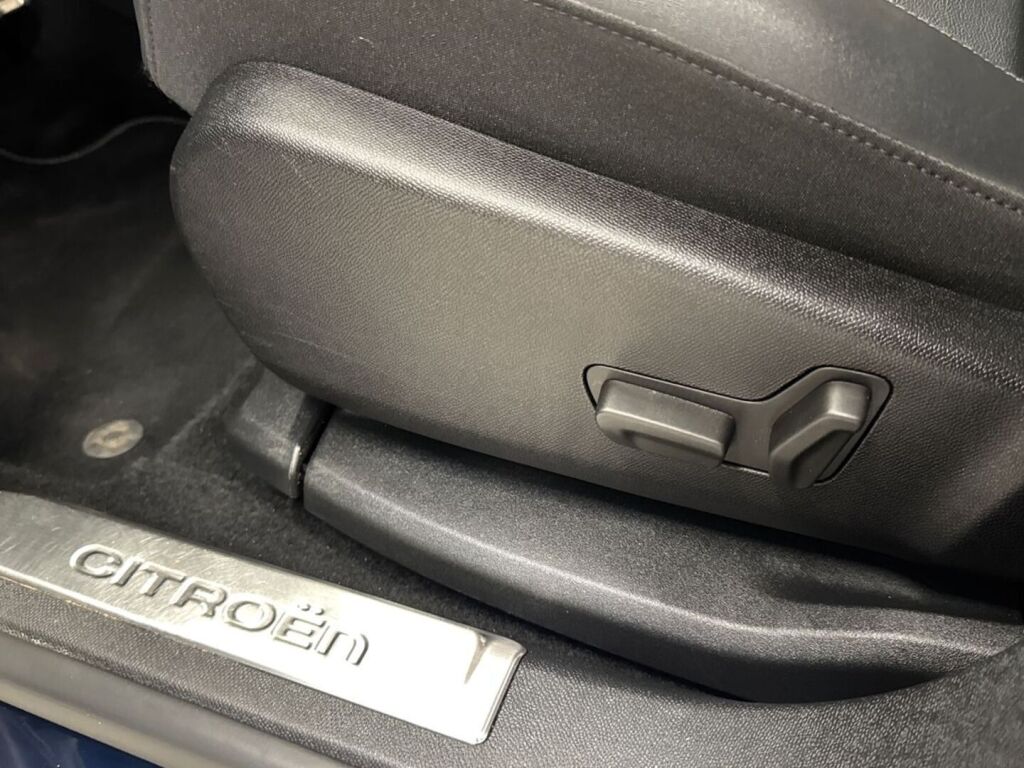 Citroen C5 Aircross 2024 Musta