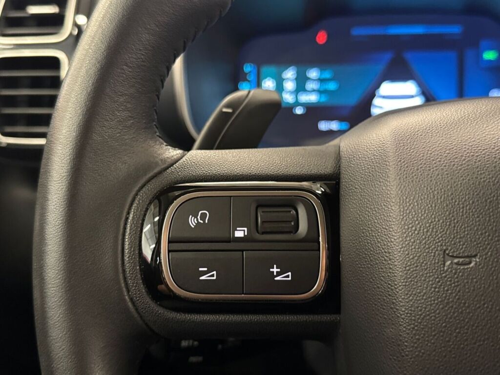 Citroen C5 Aircross 2024 Musta