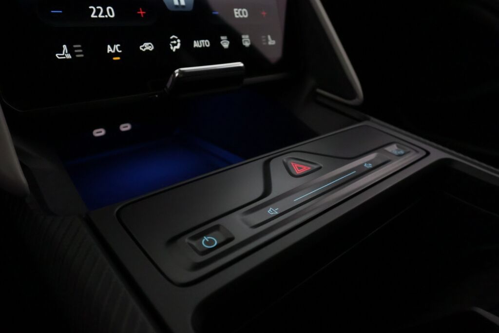 Ford Explorer 2025 Harmaa