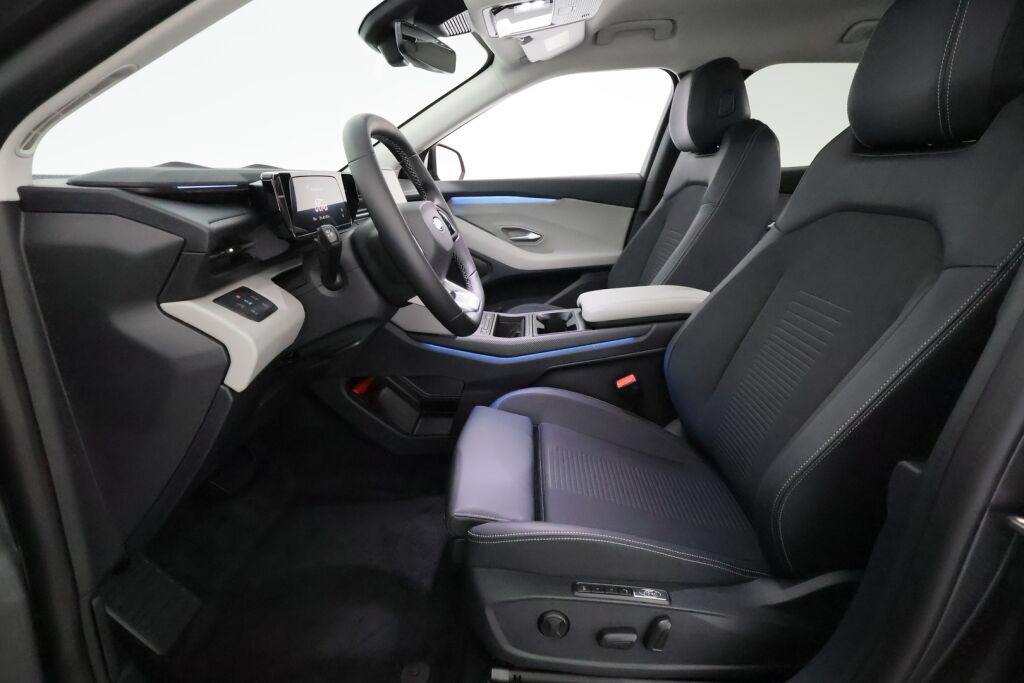 Ford Explorer 2025 Harmaa