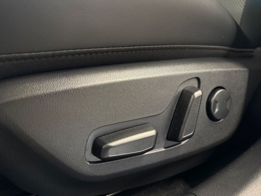 Kia EV4 2026 Valkoinen