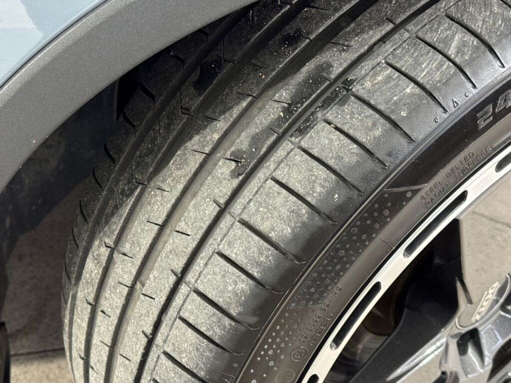 Polestar 2 2021 Harmaa