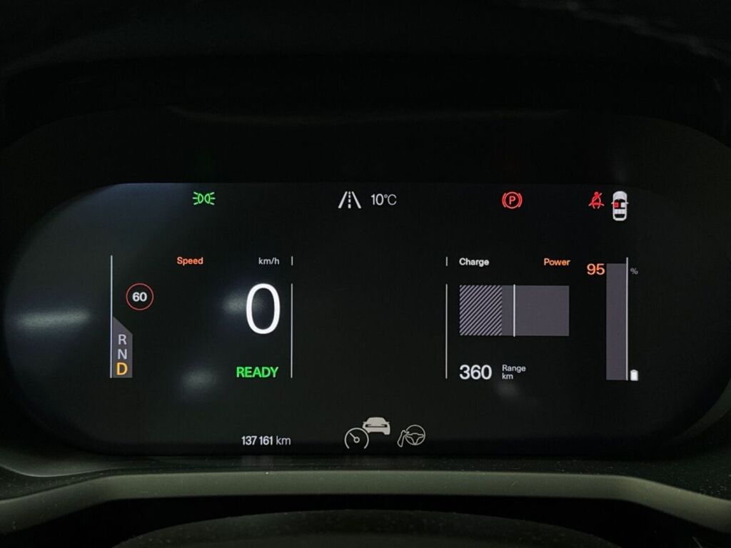 Polestar 2 2021 Harmaa