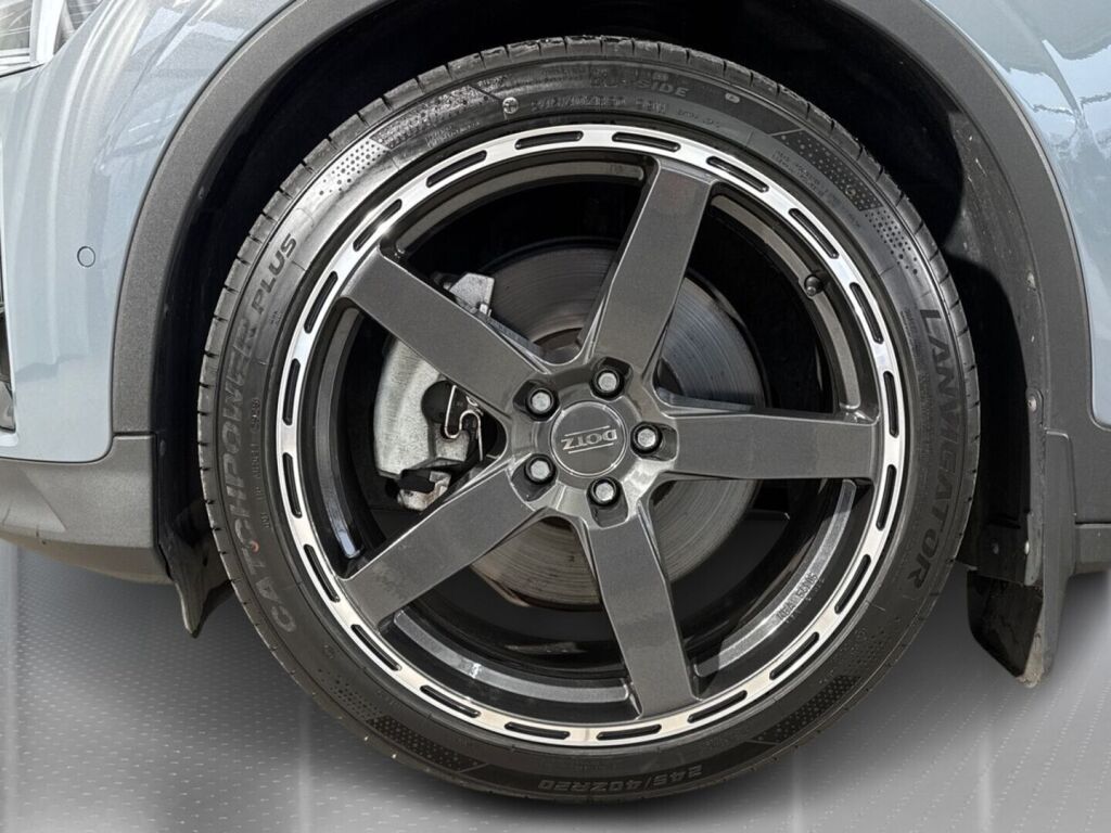 Polestar 2 2021 Harmaa