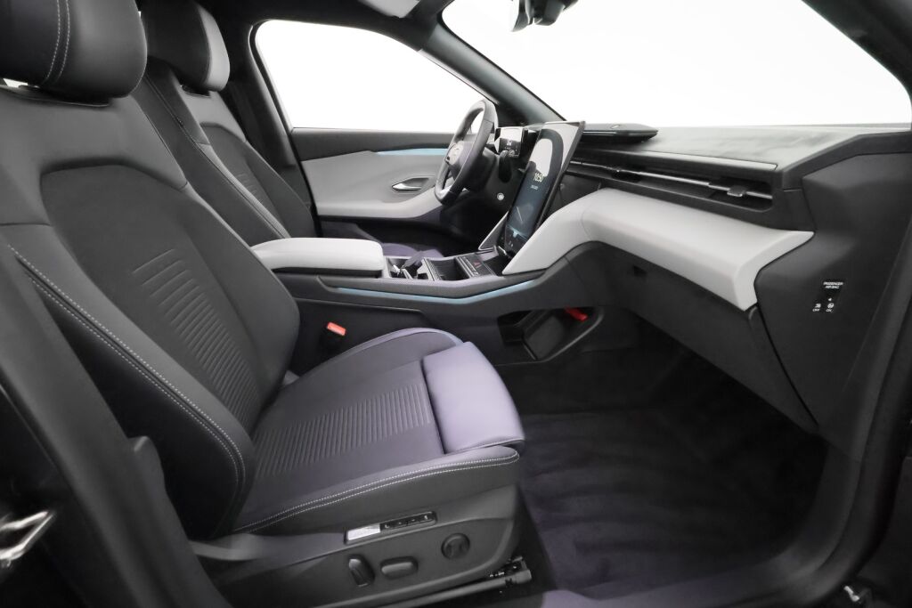 Ford Capri 2025 Musta