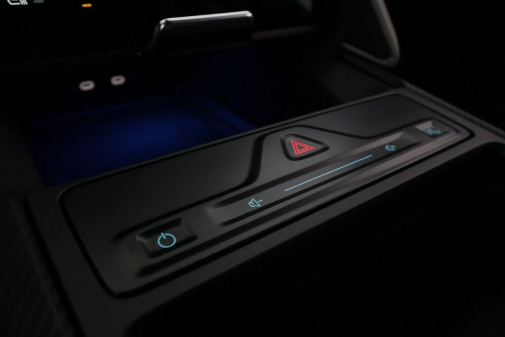 Ford Capri 2025 Musta