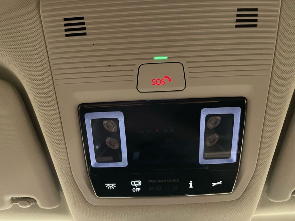 Volkswagen ID. Buzz 2023 Valkoinen