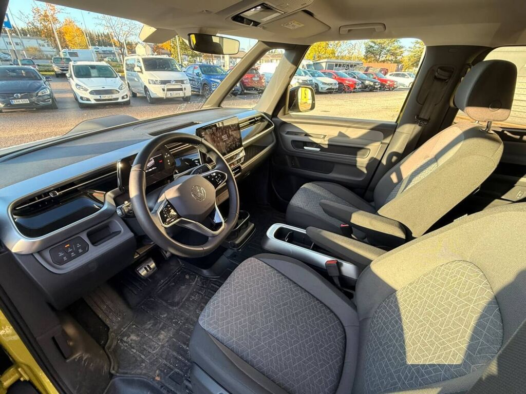 Volkswagen ID. Buzz 2023 Valkoinen