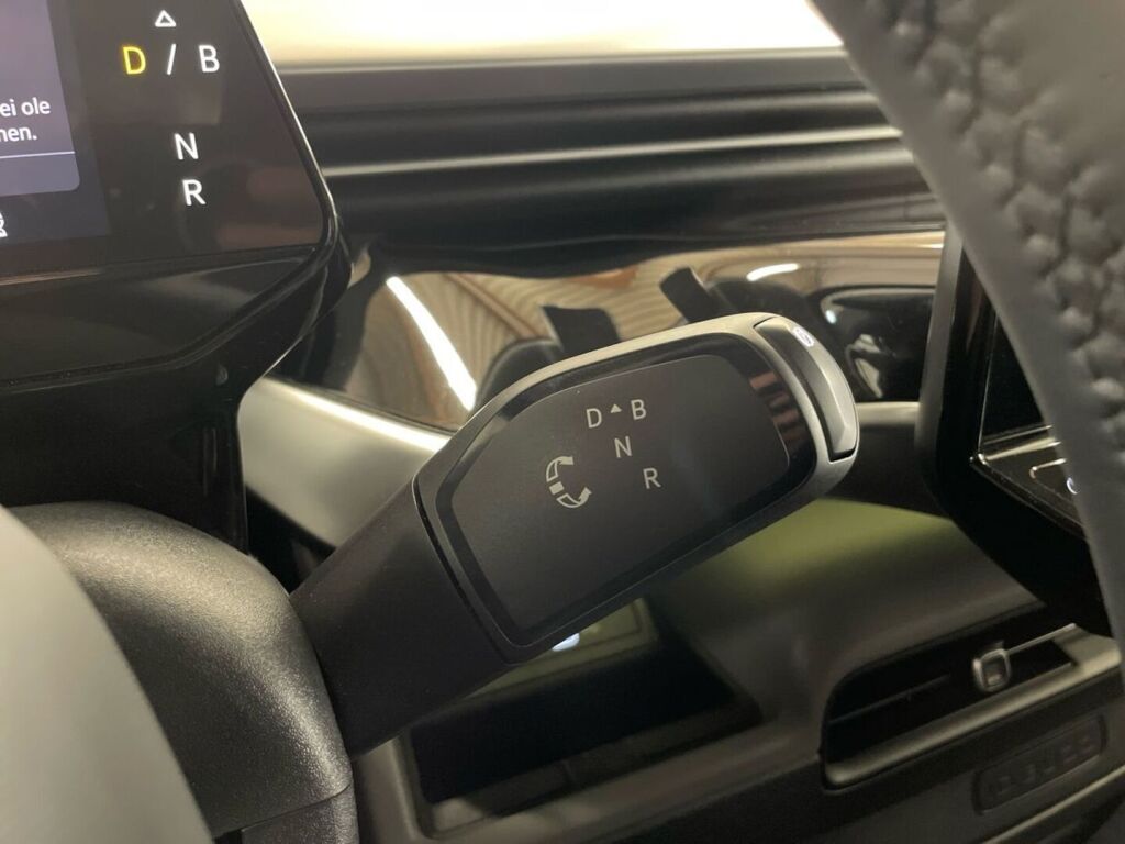Volkswagen ID. Buzz 2023 Valkoinen