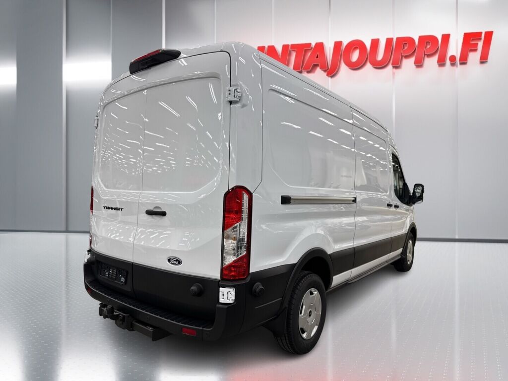 Ford Transit 2025 Frozen White