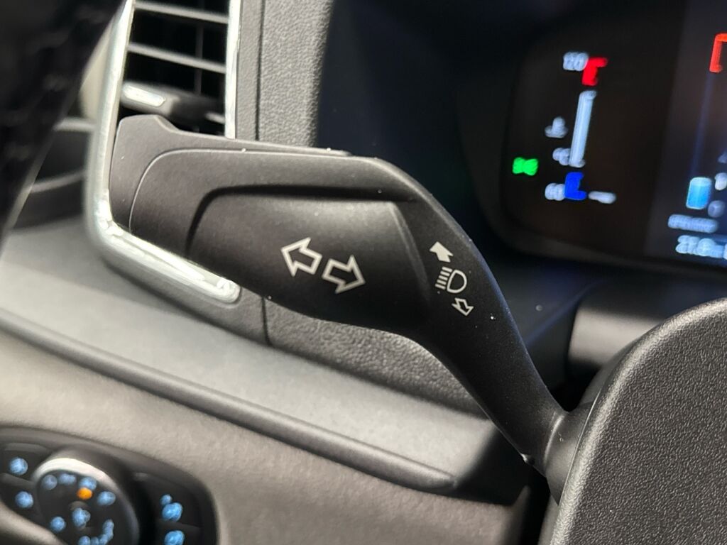 Ford Transit 2025 Frozen White