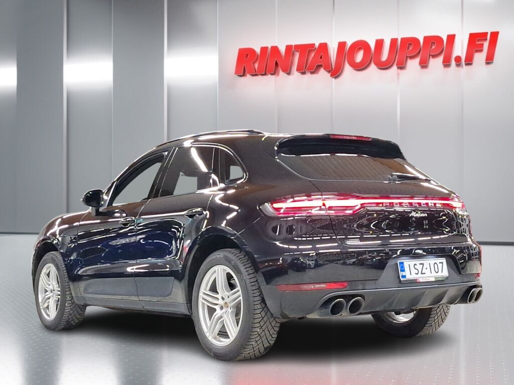 Porsche Macan 2018 Musta