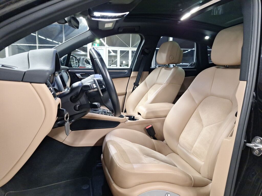 Porsche Macan 2018 Musta