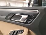Porsche Macan 2018 Musta