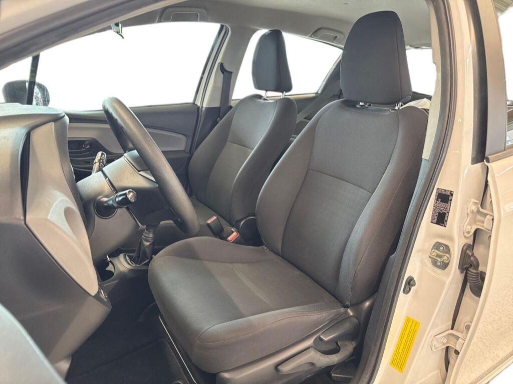 Toyota Yaris 2020 Valkoinen