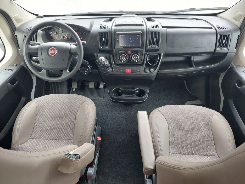 Carado A 464 2021 Valkoinen