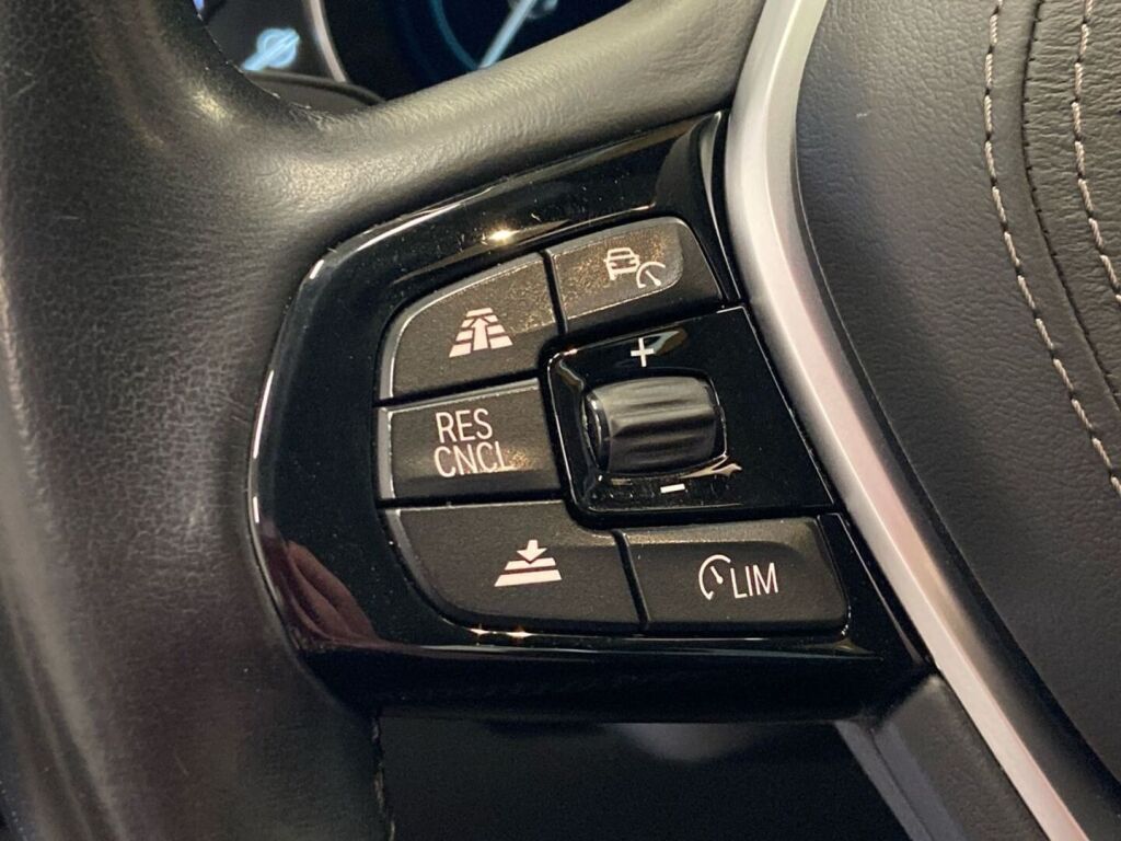 BMW 530 2019 Musta