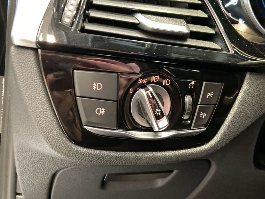 BMW 530 2019 Musta