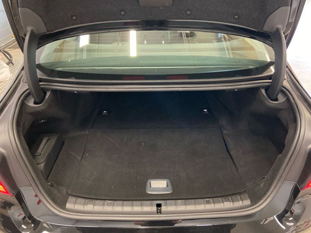 BMW 530 2019 Musta