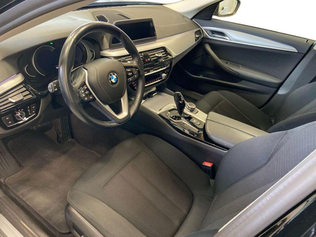 BMW 530 2019 Musta