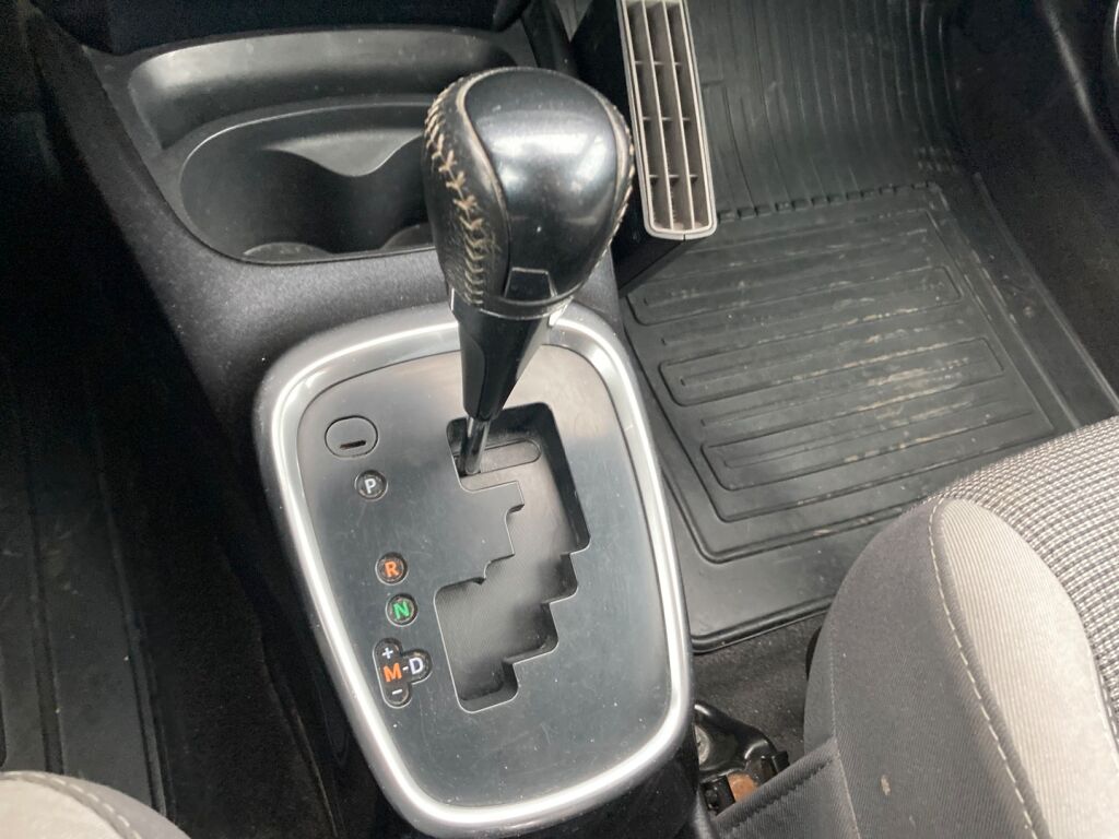 Toyota Yaris 2020 Valkoinen