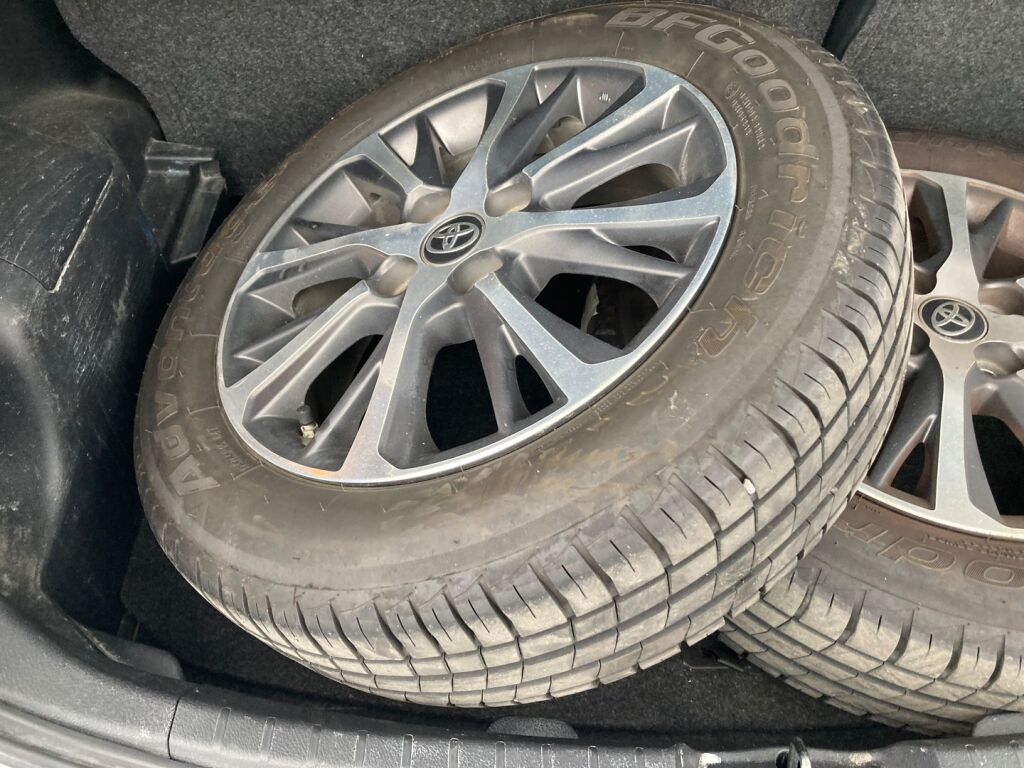 Toyota Yaris 2020 Valkoinen