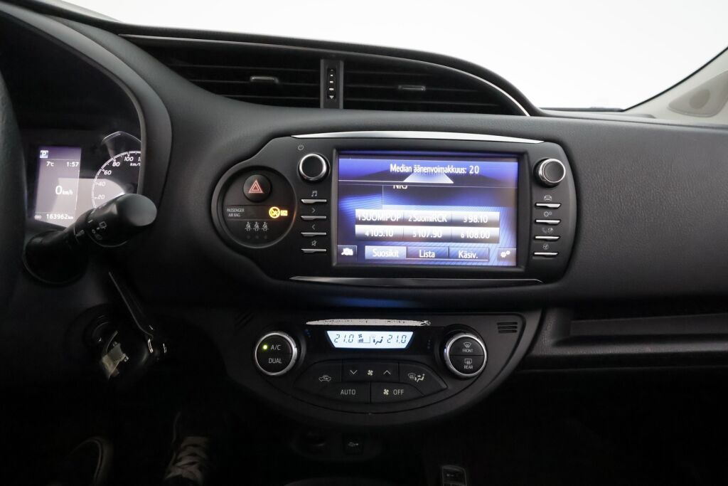 Toyota Yaris 2020 Valkoinen