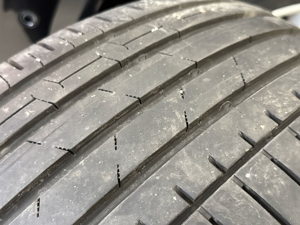 Volvo XC90 2017 Musta