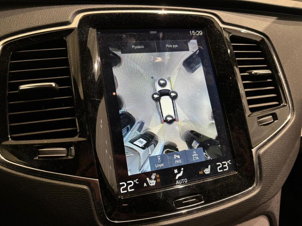 Volvo XC90 2017 Musta