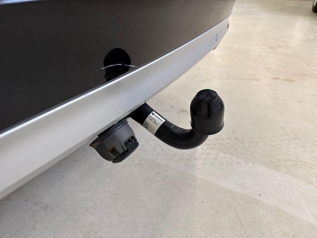 Volvo XC90 2017 Musta