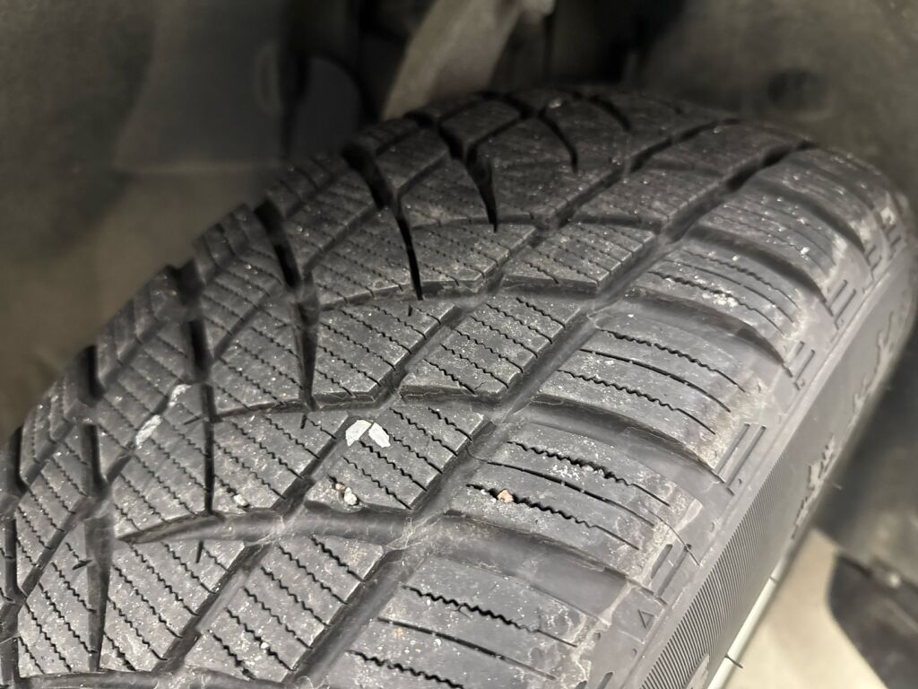 Volvo XC90 2017 Musta