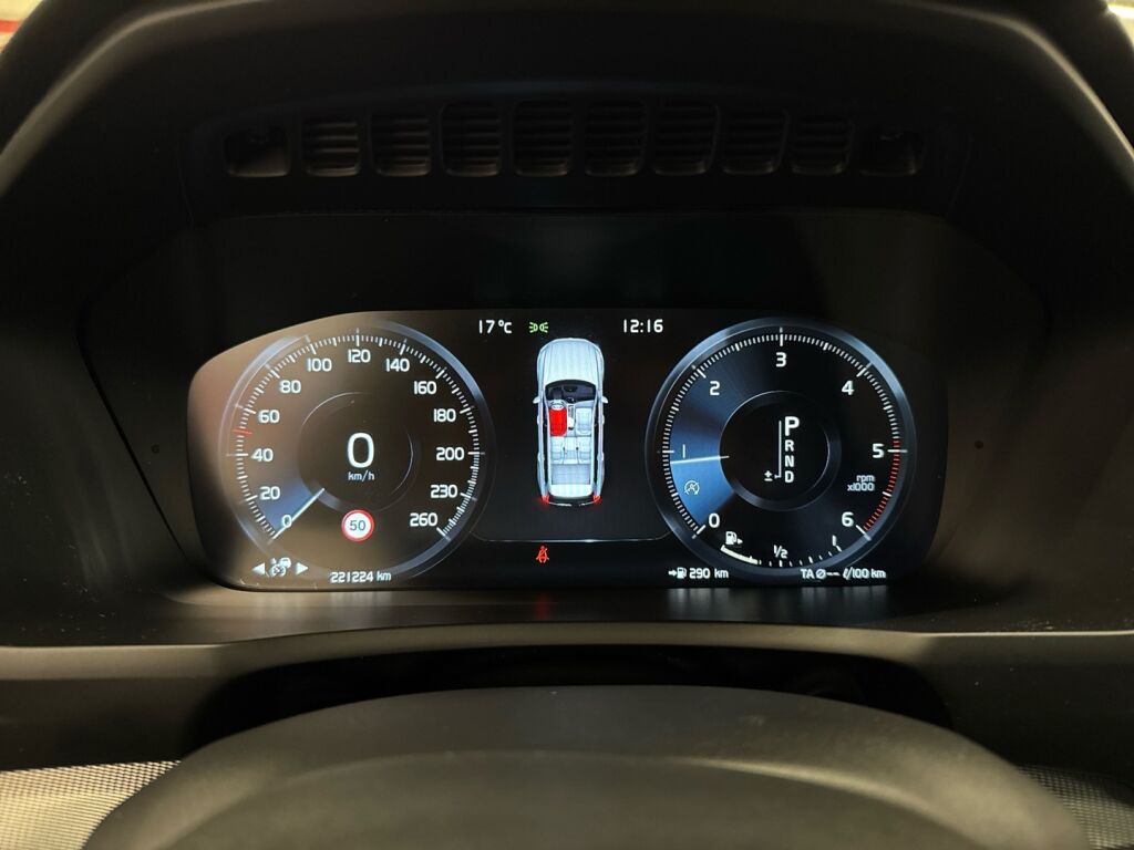 Volvo XC90 2017 Musta