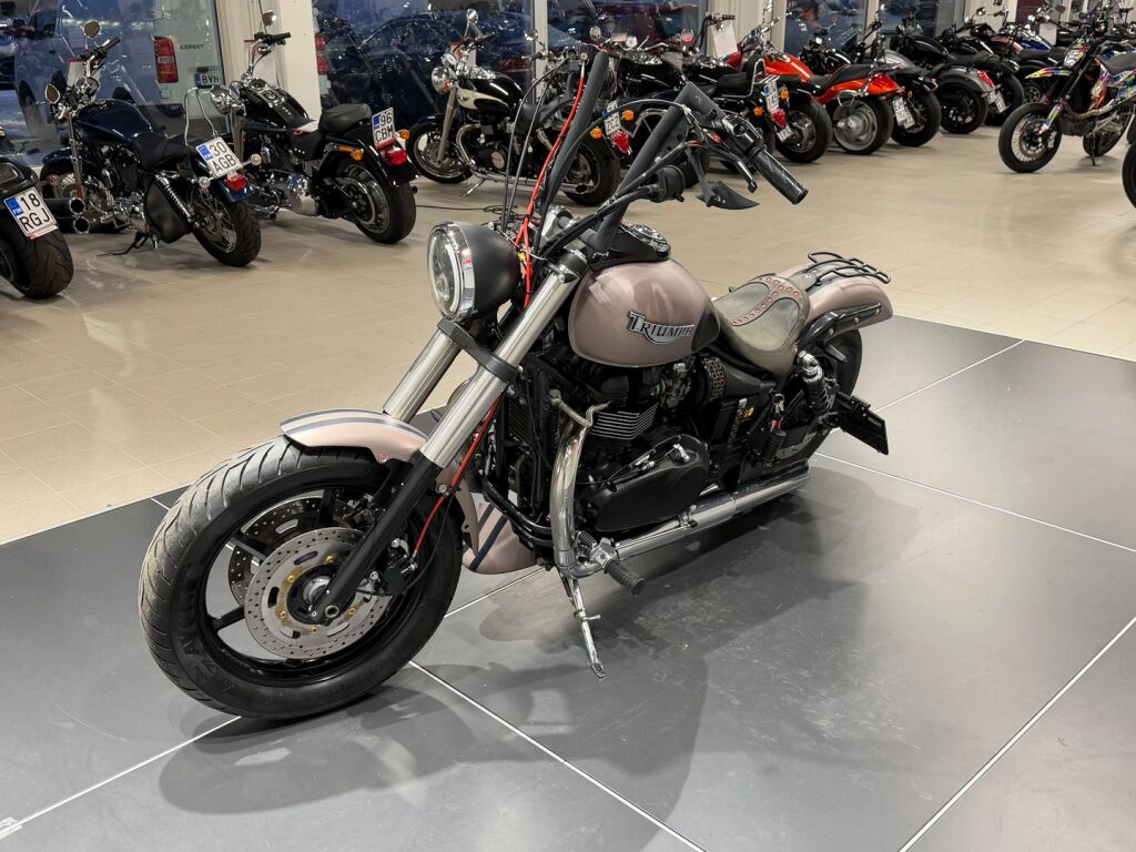 Triumph Speedmaster 2006 Musta