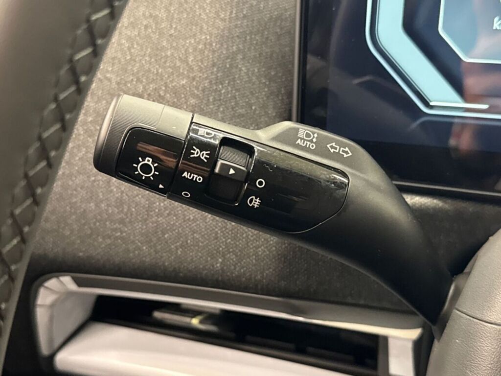 Kia EV2 2027 Musta