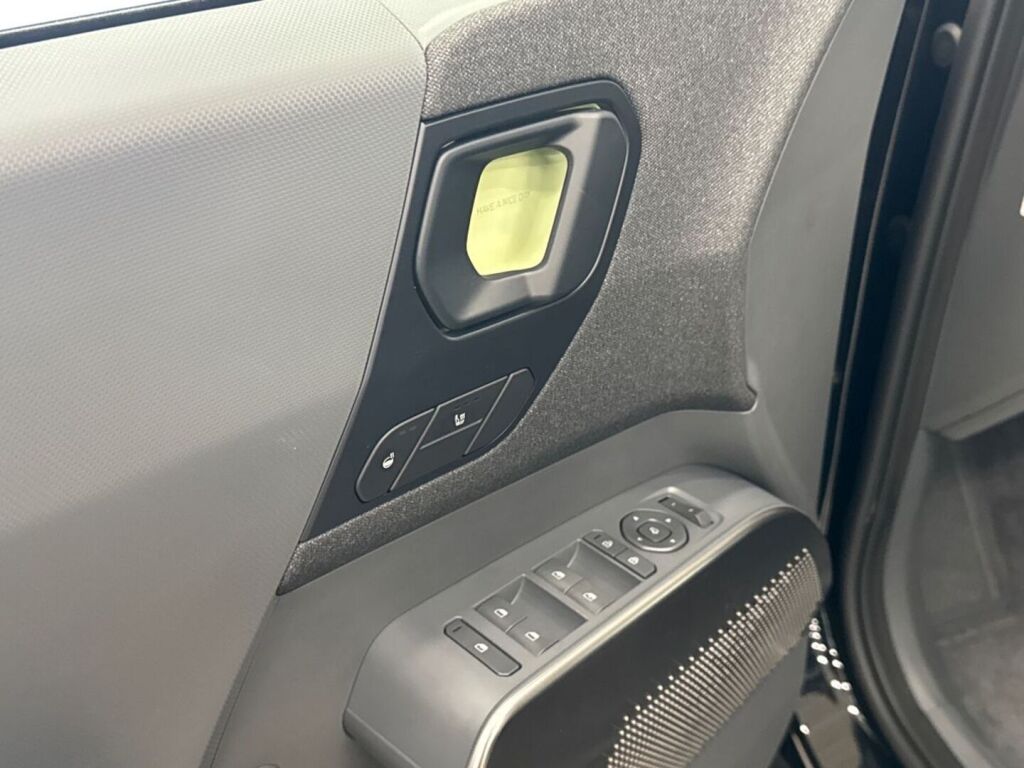 Kia EV2 2027 Musta