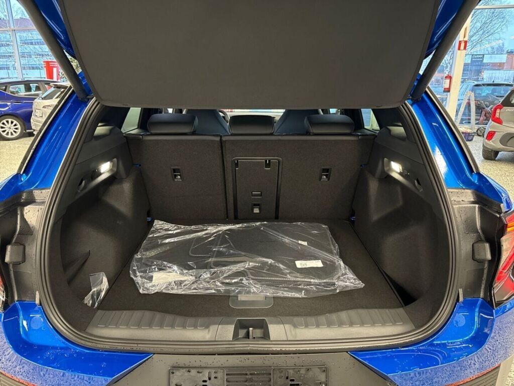 Ford Explorer 2026 Sininen