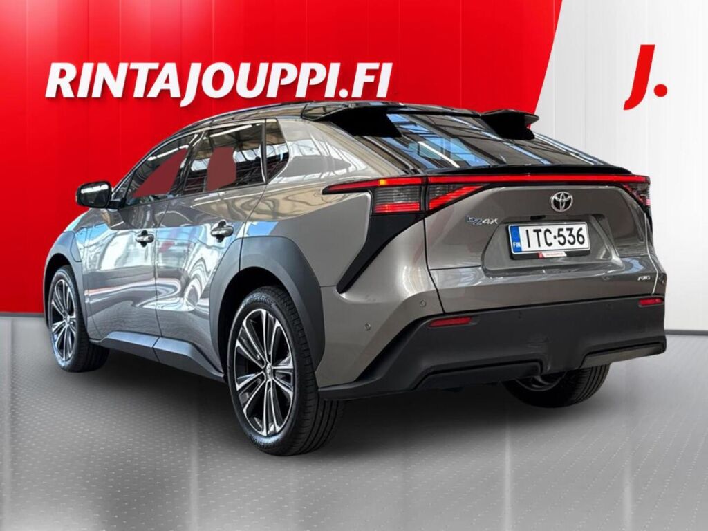 Toyota bZ4X Lounge BI-tone AWD 2025, kuva 3/26