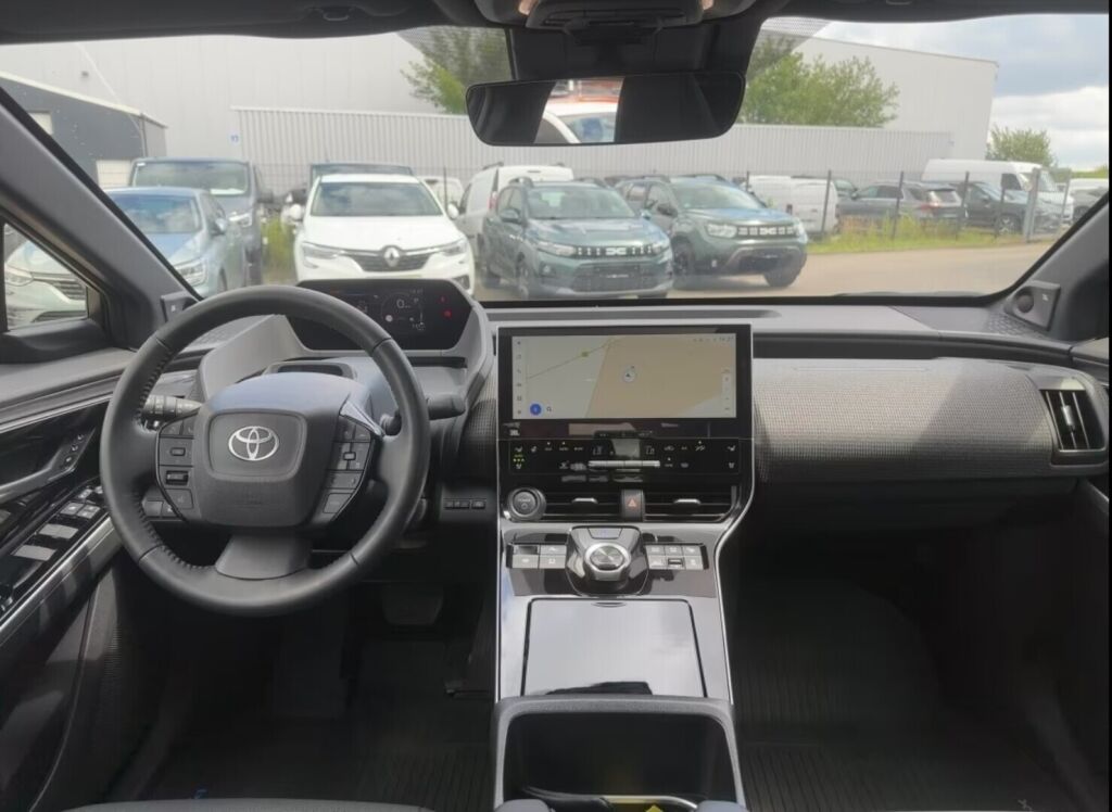 Toyota bZ4X 2025 