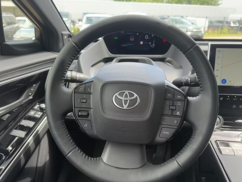Toyota bZ4X 2025 