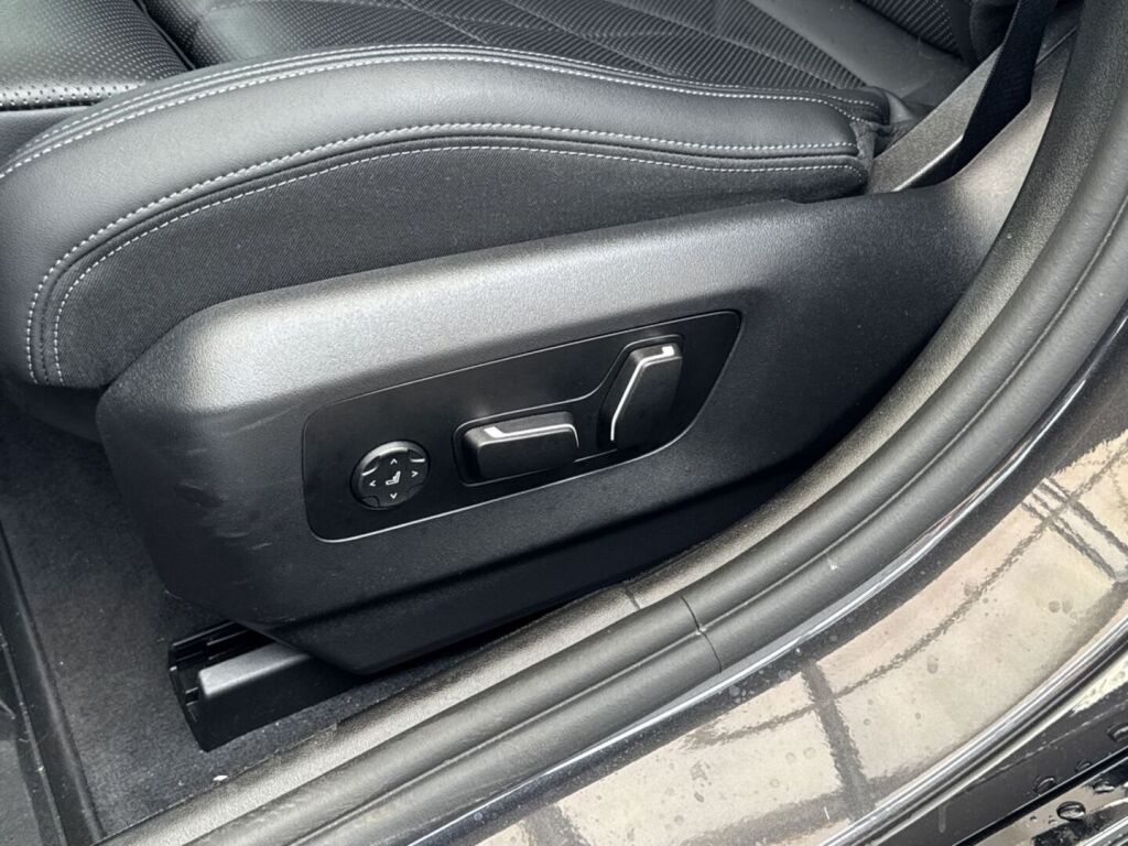 BMW i5 2026 Metalli harmaa