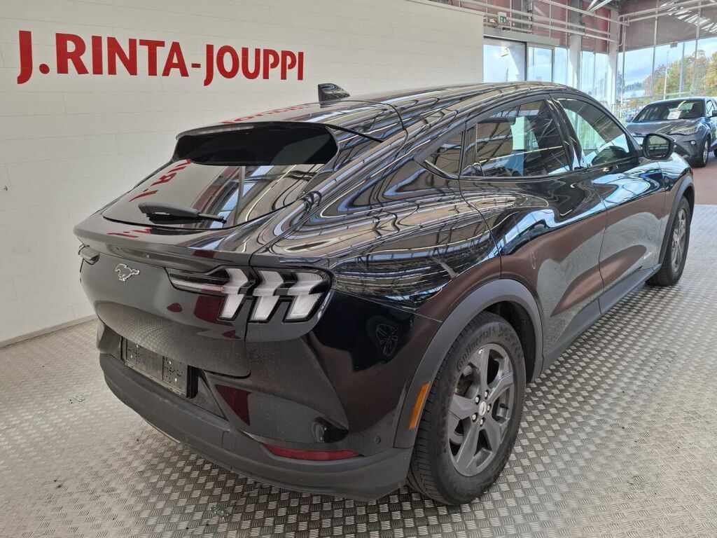 Ford Mustang Mach-E 2022 Musta