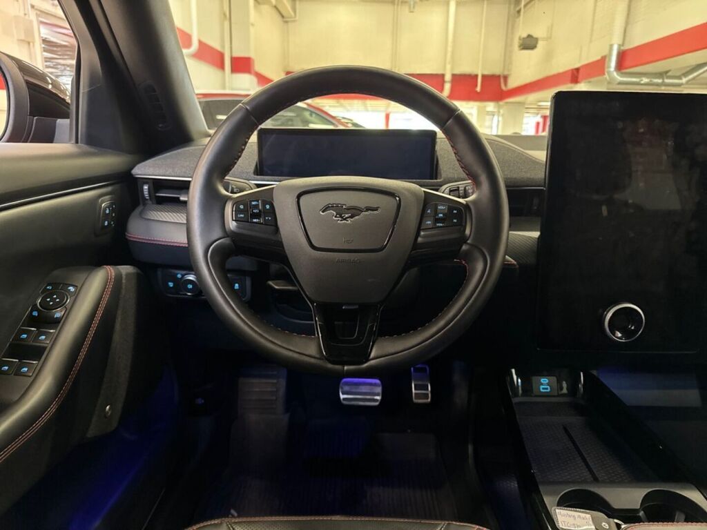Ford Mustang Mach-E 2022 