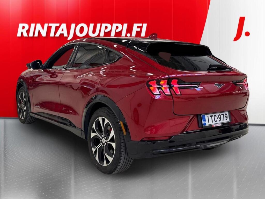 Ford Mustang Mach-E 2022 