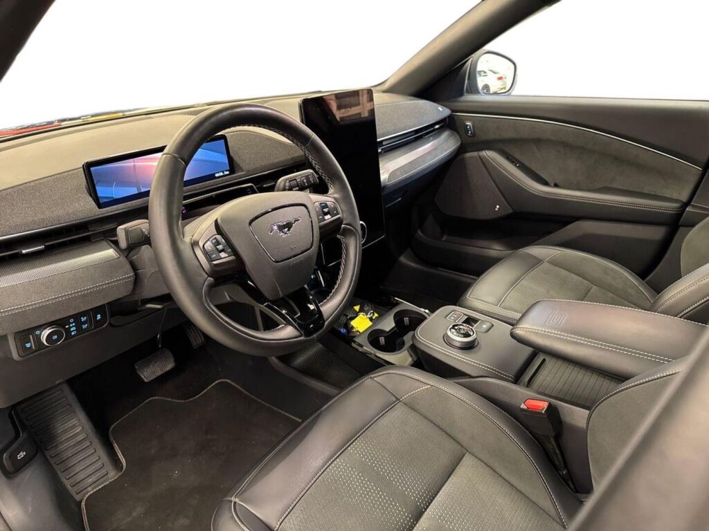 Ford Mustang Mach-E 2022 
